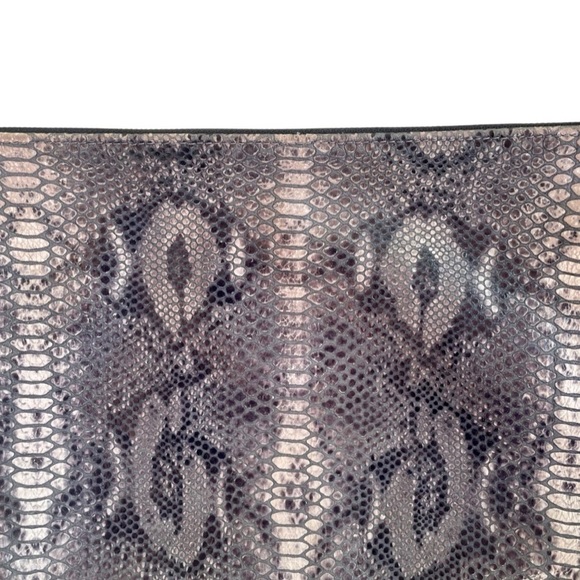 Claire V / Claire Vivier Fold-over Python Clutch - *rare* - Picture 3 of 4